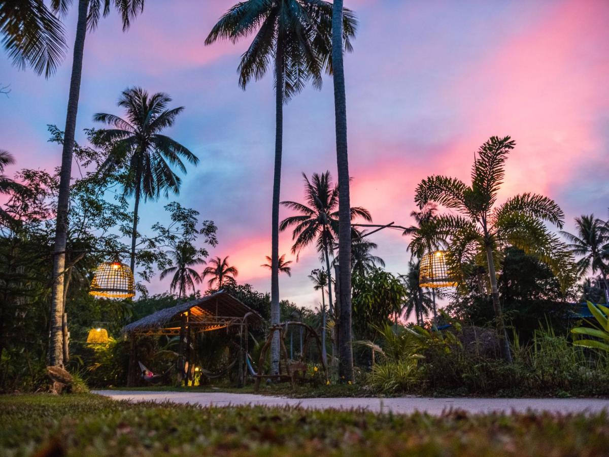 Wonderland Healing Center Hotel Ko Pha Ngan Exterior photo